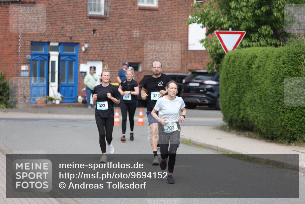 10.05.2026 - 8. Wedeler Halbmarathon Andreas Tolksdorf http://msf.ph/oto/9694152 10.05.2026 10:21:31 Laufen 231, 322, 323, 5, 0, 703 meine-sportfotos.de