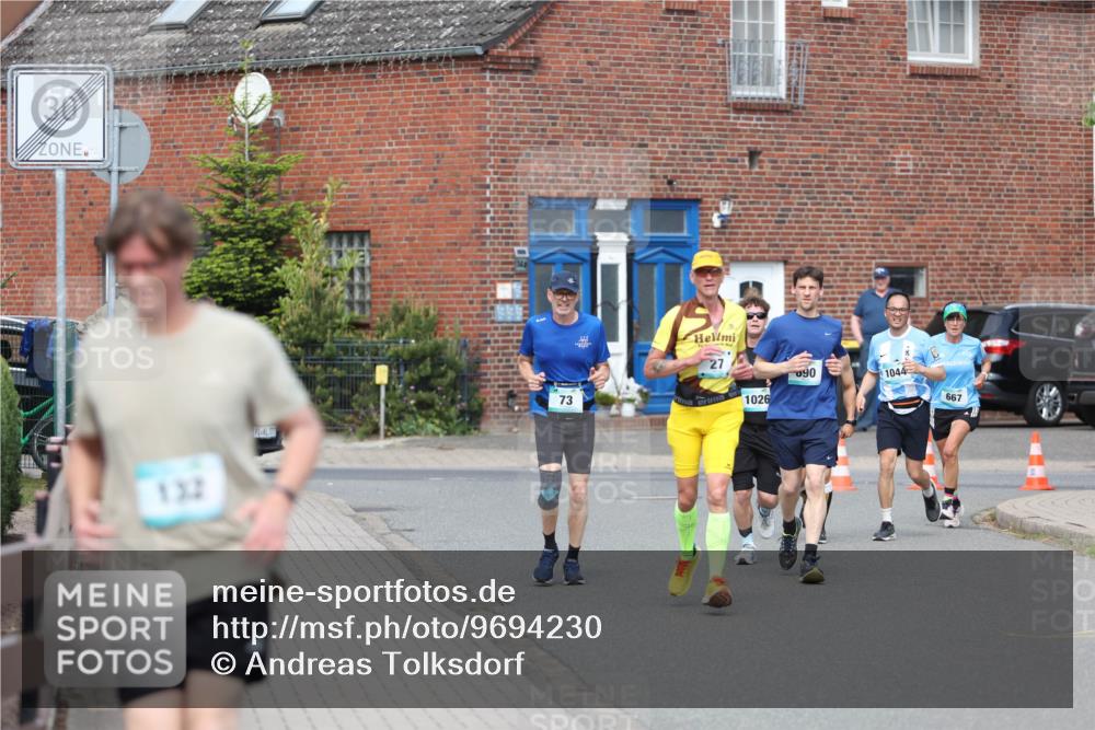 10.05.2026 - 8. Wedeler Halbmarathon Andreas Tolksdorf http://msf.ph/oto/9694230 10.05.2026 10:21:45 Laufen 132, 7, 27, 090, 1044, 73, 1026, 667 meine-sportfotos.de