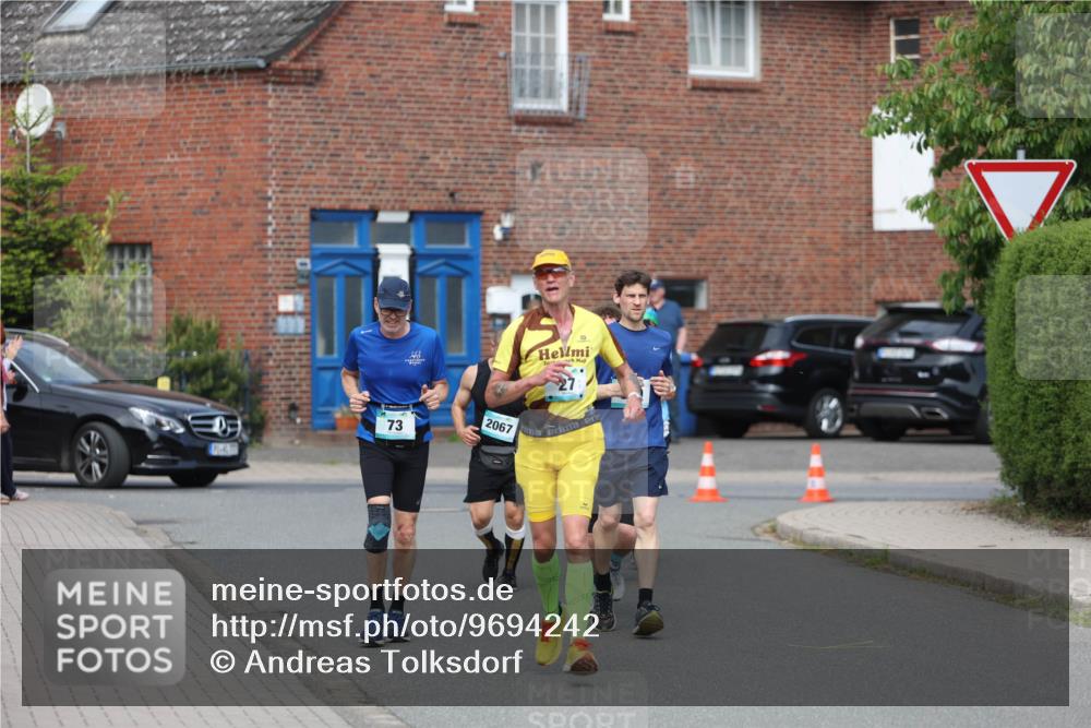 10.05.2026 - 8. Wedeler Halbmarathon Andreas Tolksdorf http://msf.ph/oto/9694242 10.05.2026 10:21:46 Laufen 73, 2067 meine-sportfotos.de