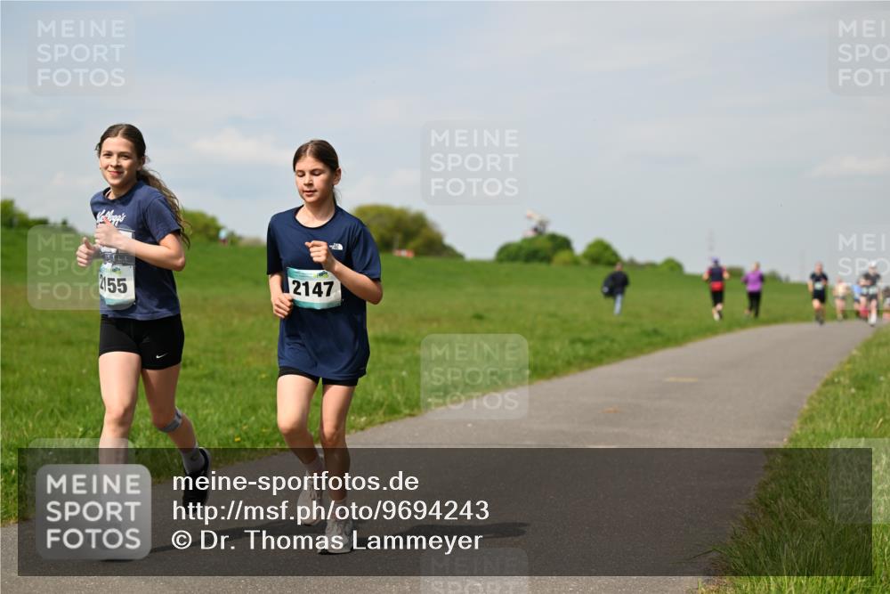 10.05.2026 - 8. Wedeler Halbmarathon Dr. Thomas Lammeyer http://msf.ph/oto/9694243 10.05.2026 11:19:06 Laufen 155, 2147 meine-sportfotos.de