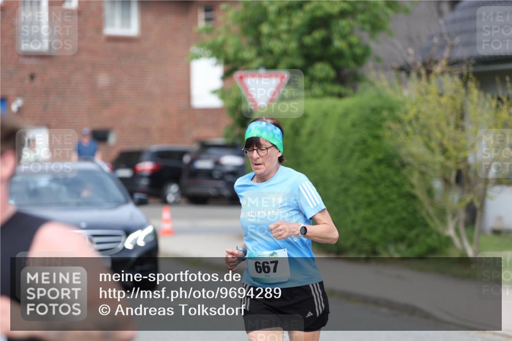 10.05.2026 - 8. Wedeler Halbmarathon Andreas Tolksdorf http://msf.ph/oto/9694289 10.05.2026 10:21:54 Laufen 667 meine-sportfotos.de