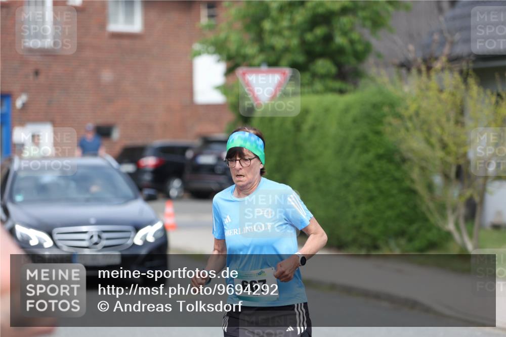 10.05.2026 - 8. Wedeler Halbmarathon Andreas Tolksdorf http://msf.ph/oto/9694292 10.05.2026 10:21:54 Laufen 667 meine-sportfotos.de