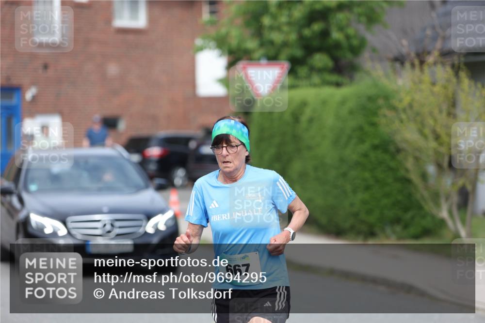 10.05.2026 - 8. Wedeler Halbmarathon Andreas Tolksdorf http://msf.ph/oto/9694295 10.05.2026 10:21:54 Laufen 667 meine-sportfotos.de
