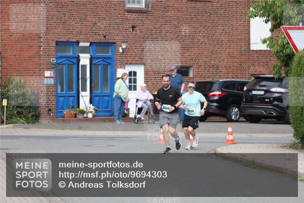 10.05.2026 - 8. Wedeler Halbmarathon Andreas Tolksdorf http://msf.ph/oto/9694303 10.05.2026 10:22:20 Laufen 2028, 2030, 2678 meine-sportfotos.de