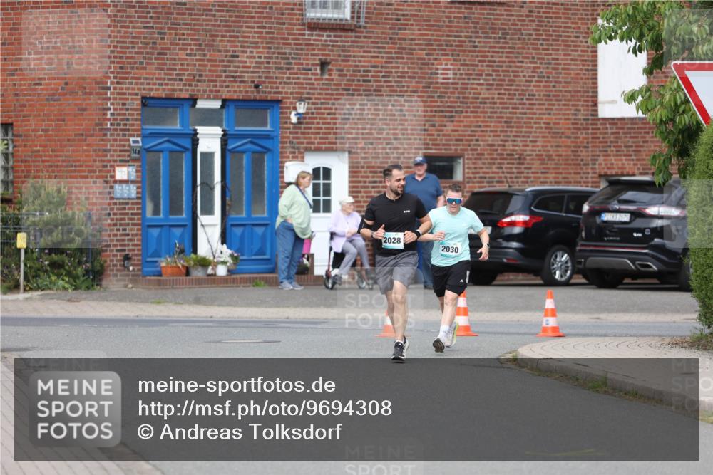 10.05.2026 - 8. Wedeler Halbmarathon Andreas Tolksdorf http://msf.ph/oto/9694308 10.05.2026 10:22:21 Laufen 2028, 2030, 2678 meine-sportfotos.de