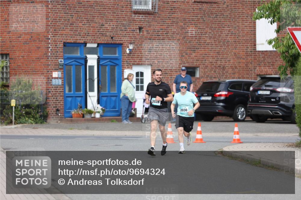 10.05.2026 - 8. Wedeler Halbmarathon Andreas Tolksdorf http://msf.ph/oto/9694324 10.05.2026 10:22:21 Laufen 2028, 2030 meine-sportfotos.de