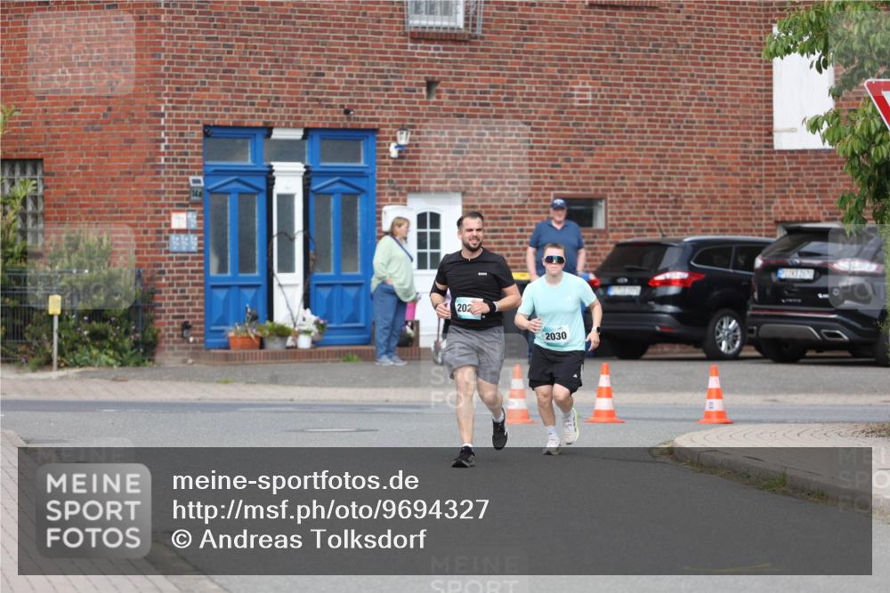 10.05.2026 - 8. Wedeler Halbmarathon Andreas Tolksdorf http://msf.ph/oto/9694327 10.05.2026 10:22:21 Laufen 202, 2030, 2620 meine-sportfotos.de