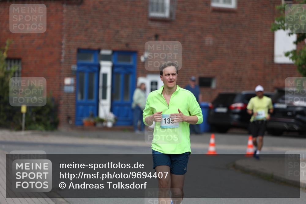 10.05.2026 - 8. Wedeler Halbmarathon Andreas Tolksdorf http://msf.ph/oto/9694407 10.05.2026 10:22:38 Laufen 135 meine-sportfotos.de