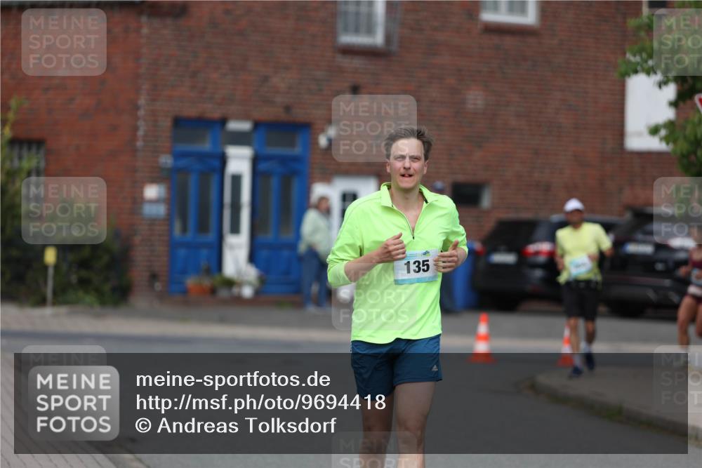 10.05.2026 - 8. Wedeler Halbmarathon Andreas Tolksdorf http://msf.ph/oto/9694418 10.05.2026 10:22:38 Laufen 135 meine-sportfotos.de