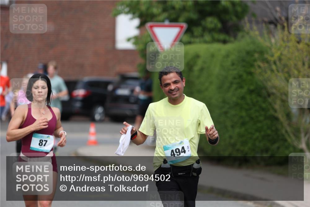 10.05.2026 - 8. Wedeler Halbmarathon Andreas Tolksdorf http://msf.ph/oto/9694502 10.05.2026 10:22:47 Laufen 87, 494 meine-sportfotos.de