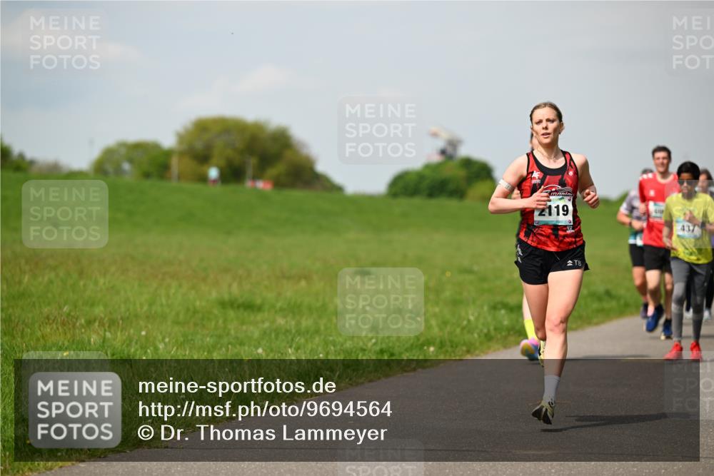 10.05.2026 - 8. Wedeler Halbmarathon Dr. Thomas Lammeyer http://msf.ph/oto/9694564 10.05.2026 11:19:38 Laufen 119, 437 meine-sportfotos.de