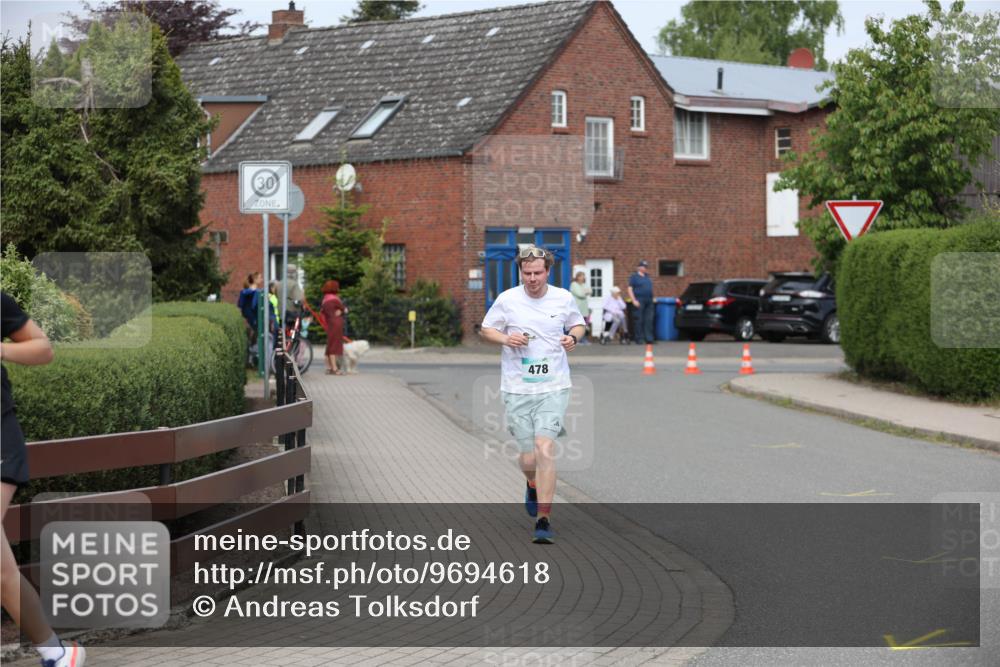 10.05.2026 - 8. Wedeler Halbmarathon Andreas Tolksdorf http://msf.ph/oto/9694618 10.05.2026 10:23:32 Laufen 30, 478 meine-sportfotos.de