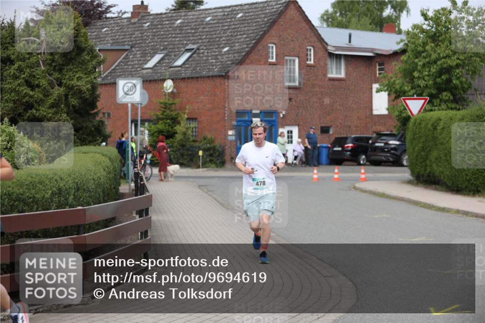10.05.2026 - 8. Wedeler Halbmarathon Andreas Tolksdorf http://msf.ph/oto/9694619 10.05.2026 10:23:32 Laufen 30, 478 meine-sportfotos.de
