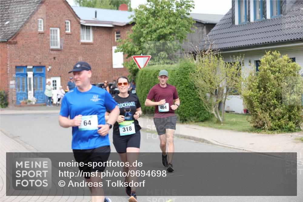 10.05.2026 - 8. Wedeler Halbmarathon Andreas Tolksdorf http://msf.ph/oto/9694698 10.05.2026 10:23:47 Laufen 464, 64, 64, 318 meine-sportfotos.de