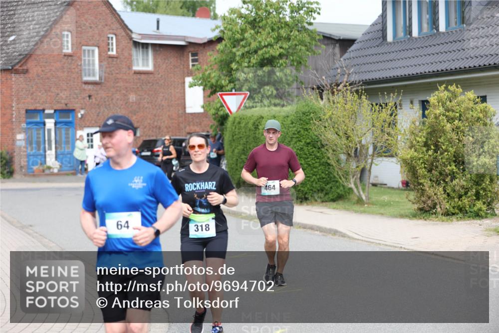 10.05.2026 - 8. Wedeler Halbmarathon Andreas Tolksdorf http://msf.ph/oto/9694702 10.05.2026 10:23:47 Laufen 64, 64, 318, 464 meine-sportfotos.de