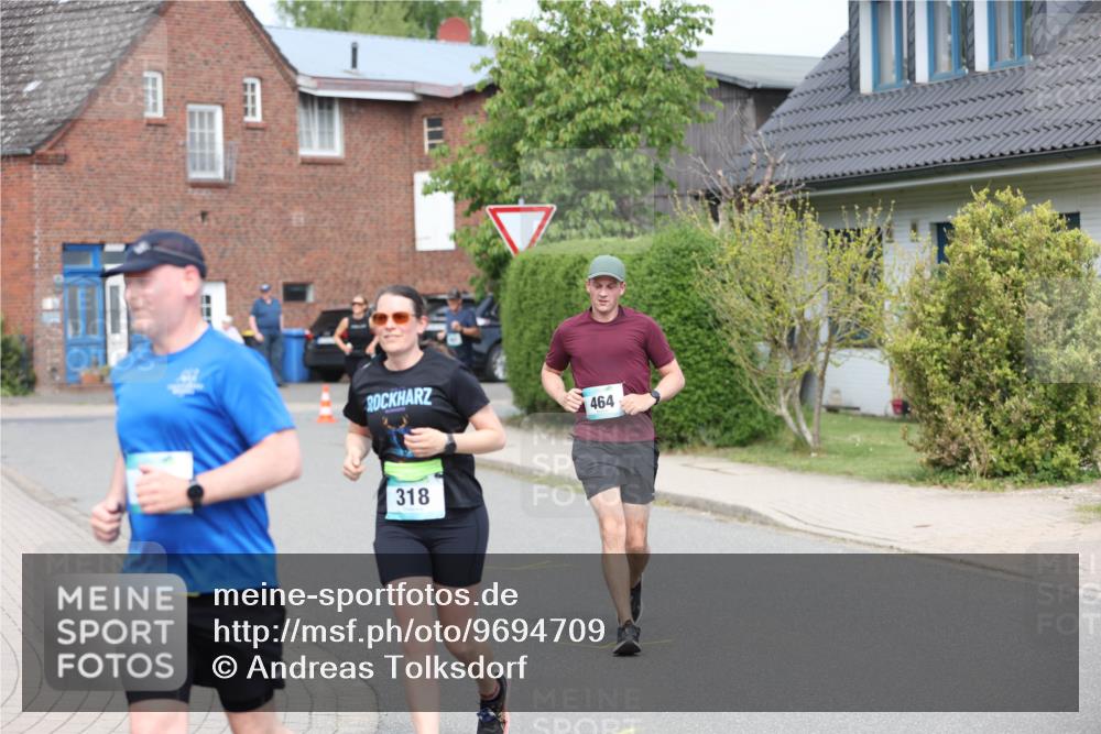 10.05.2026 - 8. Wedeler Halbmarathon Andreas Tolksdorf http://msf.ph/oto/9694709 10.05.2026 10:23:47 Laufen 464, 318 meine-sportfotos.de