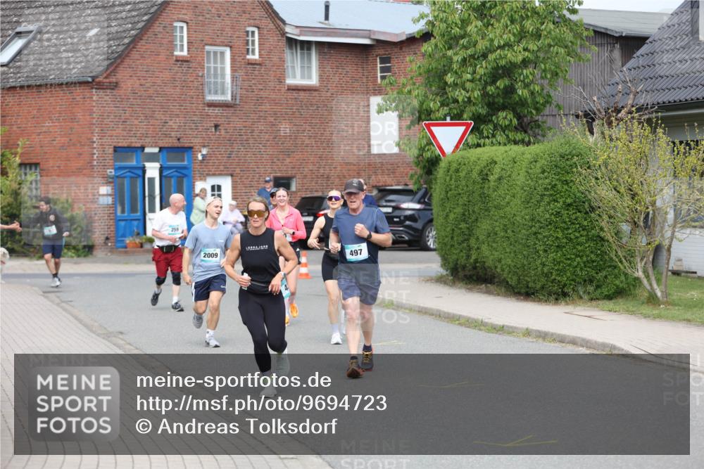 10.05.2026 - 8. Wedeler Halbmarathon Andreas Tolksdorf http://msf.ph/oto/9694723 10.05.2026 10:23:54 Laufen 259, 2009, 497 meine-sportfotos.de