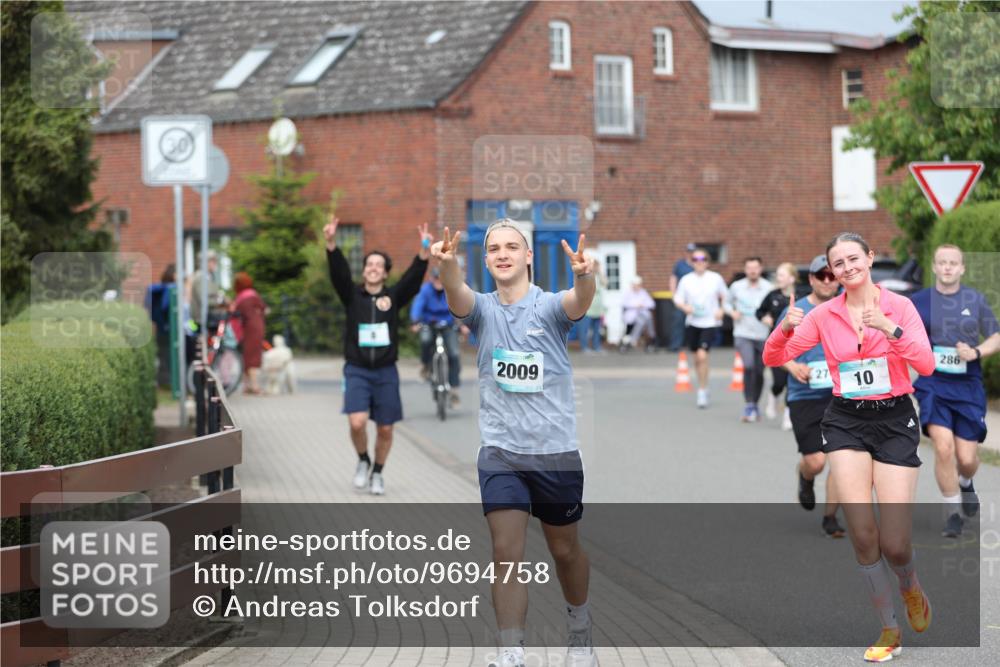 10.05.2026 - 8. Wedeler Halbmarathon Andreas Tolksdorf http://msf.ph/oto/9694758 10.05.2026 10:24:00 Laufen 2009, 27, 10, 286 meine-sportfotos.de