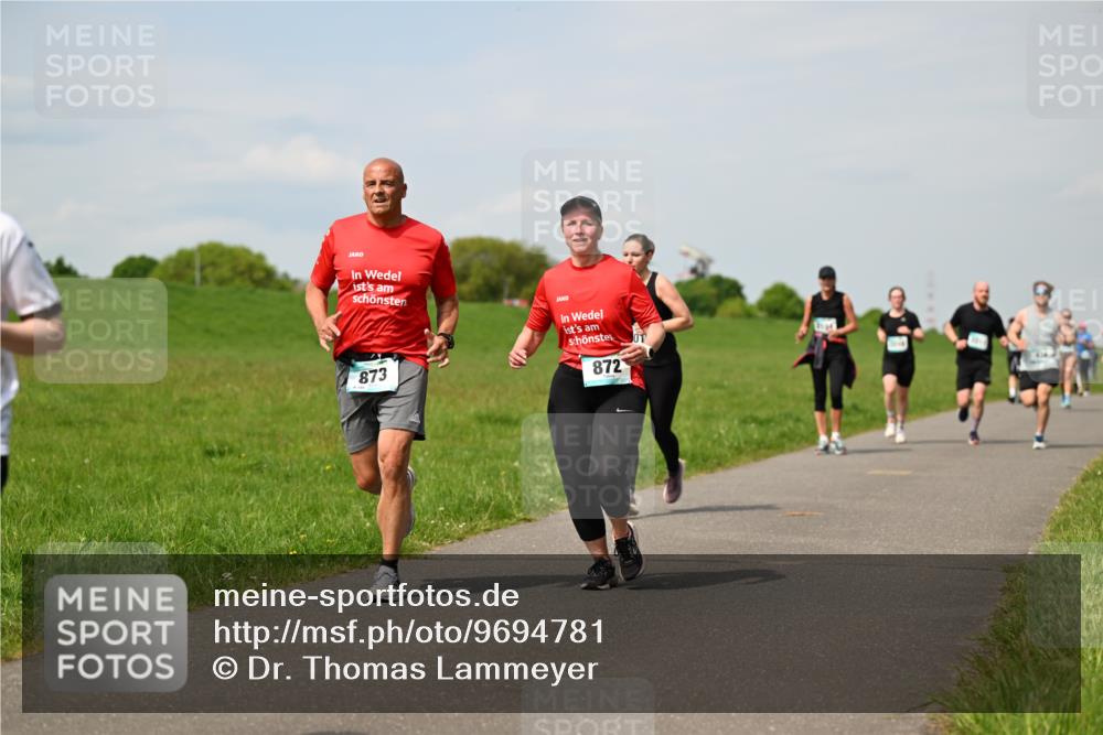 10.05.2026 - 8. Wedeler Halbmarathon Dr. Thomas Lammeyer http://msf.ph/oto/9694781 10.05.2026 11:19:55 Laufen 873, 872 meine-sportfotos.de