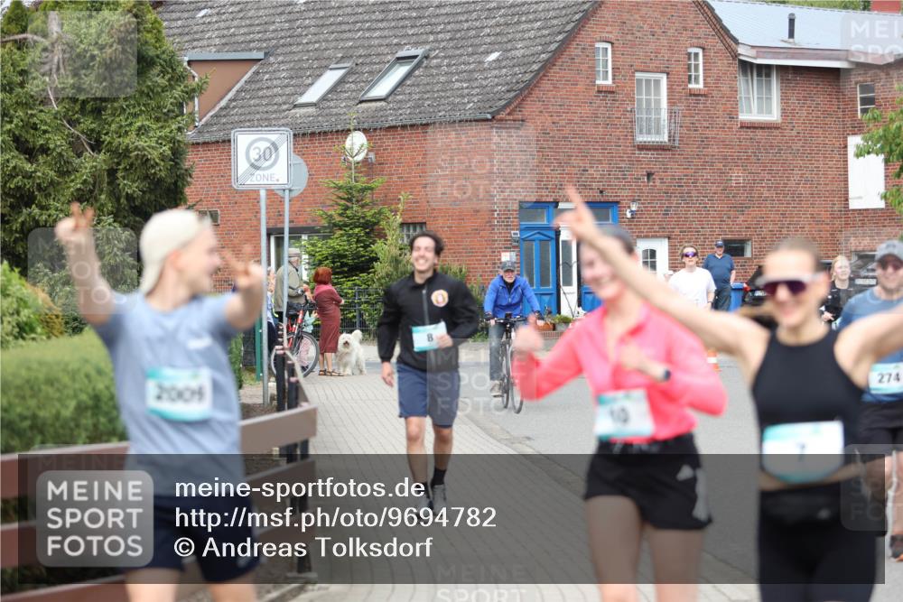10.05.2026 - 8. Wedeler Halbmarathon Andreas Tolksdorf http://msf.ph/oto/9694782 10.05.2026 10:24:01 Laufen 2009, 30, 8, 274 meine-sportfotos.de