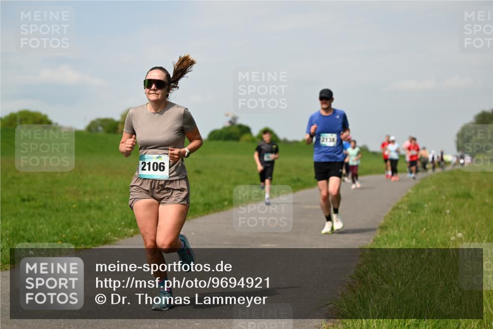 10.05.2026 - 8. Wedeler Halbmarathon Dr. Thomas Lammeyer http://msf.ph/oto/9694921 10.05.2026 11:20:05 Laufen 2106, 2138 meine-sportfotos.de
