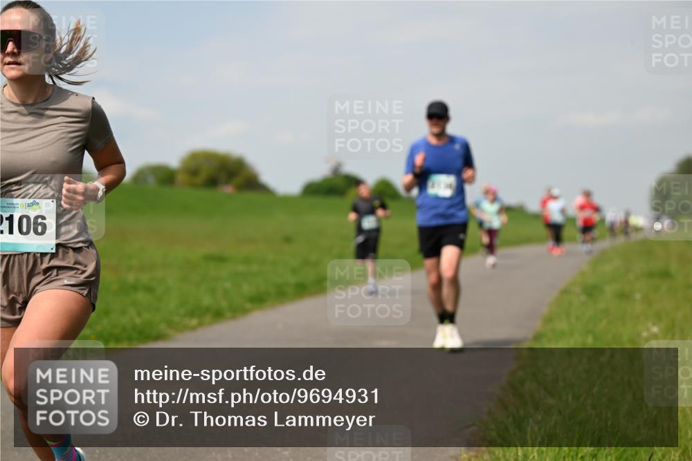 10.05.2026 - 8. Wedeler Halbmarathon Dr. Thomas Lammeyer http://msf.ph/oto/9694931 10.05.2026 11:20:06 Laufen 2106 meine-sportfotos.de