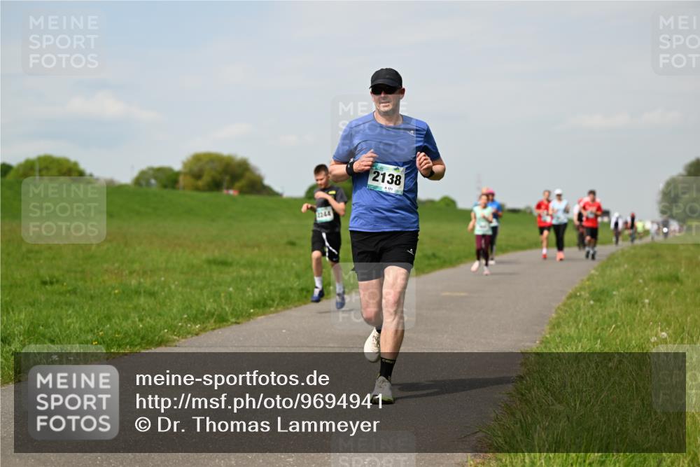 10.05.2026 - 8. Wedeler Halbmarathon Dr. Thomas Lammeyer http://msf.ph/oto/9694941 10.05.2026 11:20:07 Laufen 2244, 2138, 171 meine-sportfotos.de