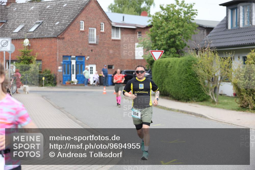 10.05.2026 - 8. Wedeler Halbmarathon Andreas Tolksdorf http://msf.ph/oto/9694955 10.05.2026 10:24:58 Laufen 30, 358 meine-sportfotos.de