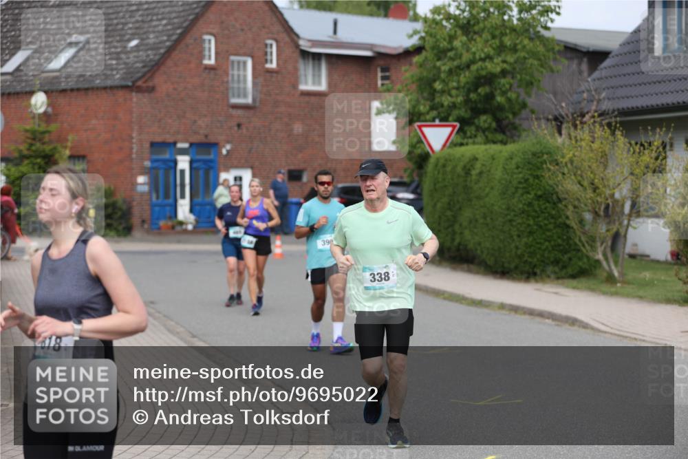 10.05.2026 - 8. Wedeler Halbmarathon Andreas Tolksdorf http://msf.ph/oto/9695022 10.05.2026 10:25:13 Laufen 618, 39, 338 meine-sportfotos.de