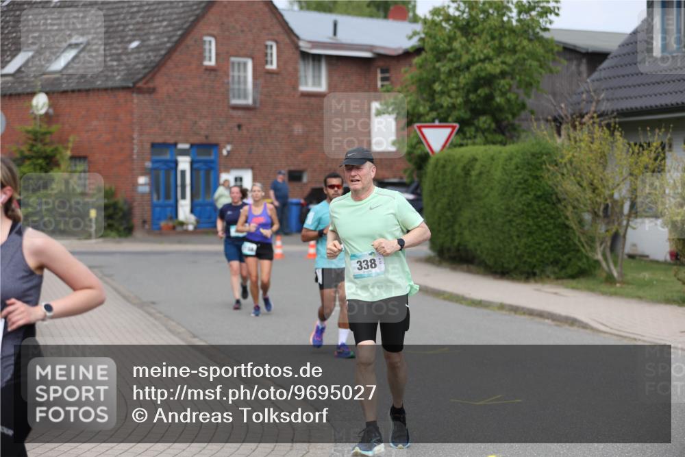 10.05.2026 - 8. Wedeler Halbmarathon Andreas Tolksdorf http://msf.ph/oto/9695027 10.05.2026 10:25:13 Laufen 338 meine-sportfotos.de