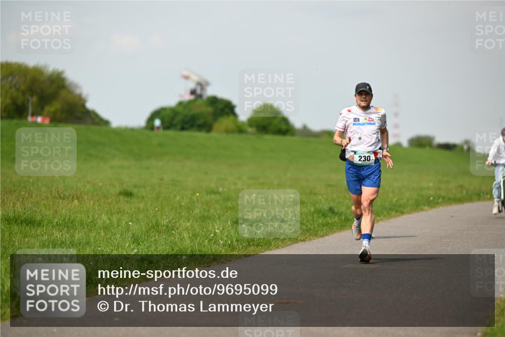 10.05.2026 - 8. Wedeler Halbmarathon Dr. Thomas Lammeyer http://msf.ph/oto/9695099 10.05.2026 11:20:26 Laufen 230 meine-sportfotos.de