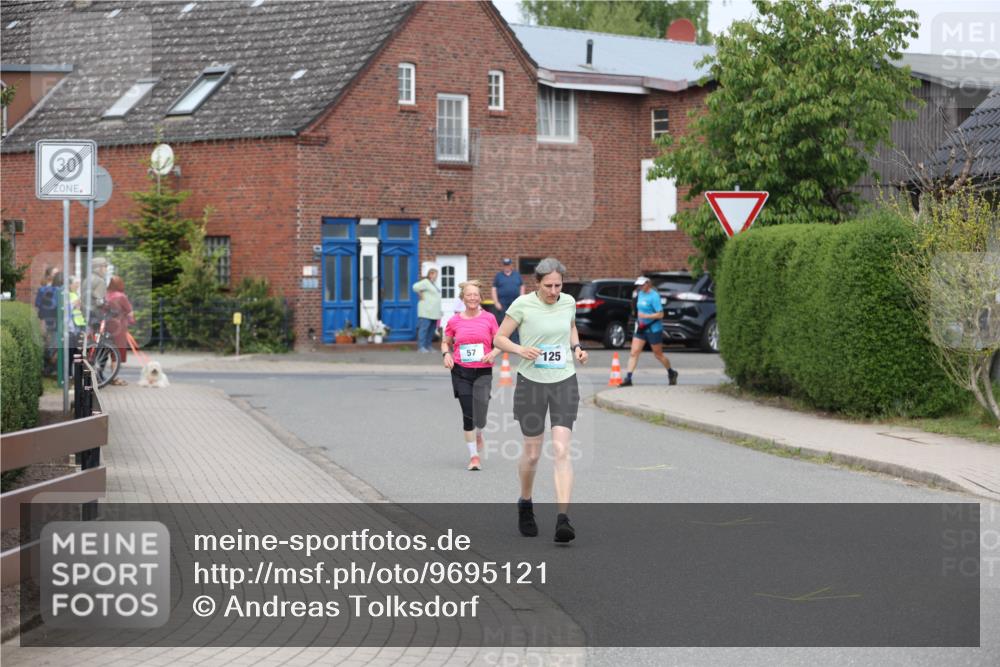 10.05.2026 - 8. Wedeler Halbmarathon Andreas Tolksdorf http://msf.ph/oto/9695121 10.05.2026 10:25:33 Laufen 125 meine-sportfotos.de
