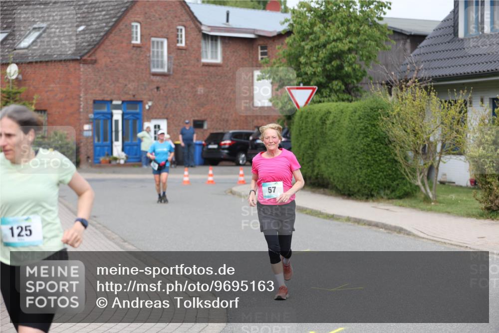 10.05.2026 - 8. Wedeler Halbmarathon Andreas Tolksdorf http://msf.ph/oto/9695163 10.05.2026 10:25:37 Laufen 125, 57 meine-sportfotos.de