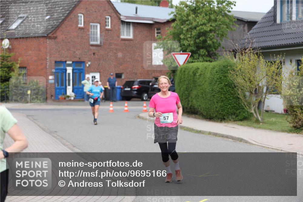 10.05.2026 - 8. Wedeler Halbmarathon Andreas Tolksdorf http://msf.ph/oto/9695166 10.05.2026 10:25:37 Laufen 57 meine-sportfotos.de