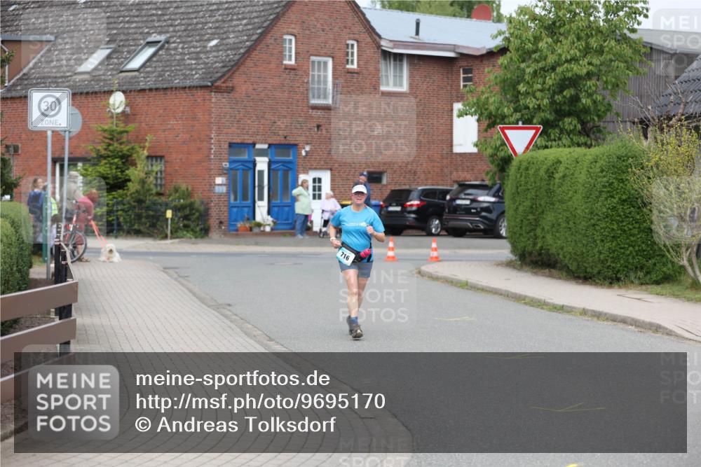 10.05.2026 - 8. Wedeler Halbmarathon Andreas Tolksdorf http://msf.ph/oto/9695170 10.05.2026 10:25:41 Laufen 716 meine-sportfotos.de
