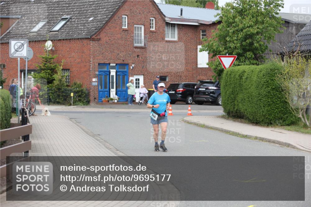 10.05.2026 - 8. Wedeler Halbmarathon Andreas Tolksdorf http://msf.ph/oto/9695177 10.05.2026 10:25:41 Laufen 716 meine-sportfotos.de