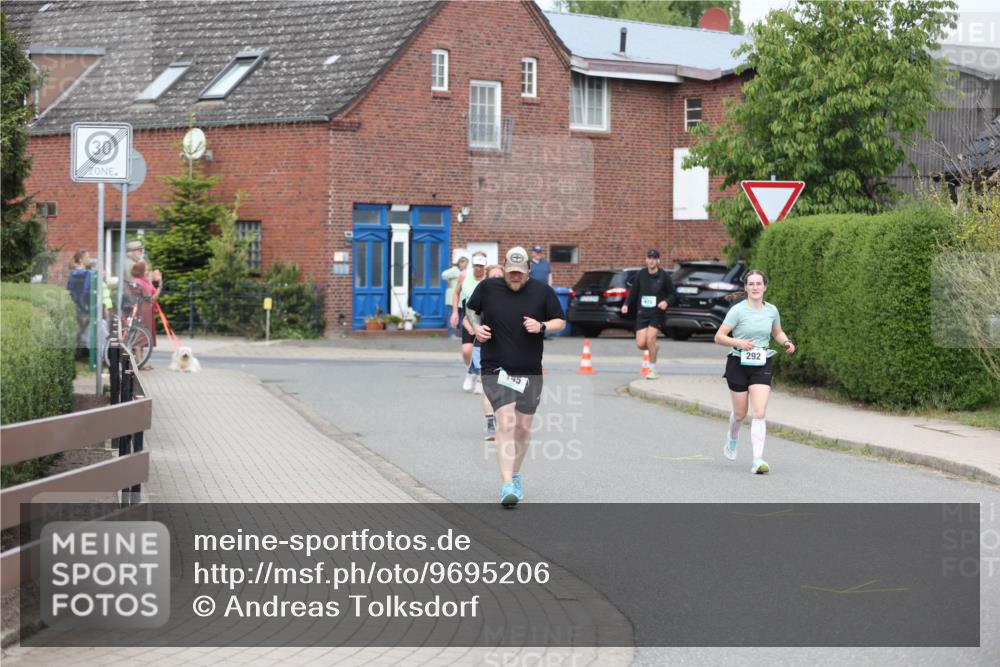 10.05.2026 - 8. Wedeler Halbmarathon Andreas Tolksdorf http://msf.ph/oto/9695206 10.05.2026 10:26:01 Laufen 30, 1, 145, 292 meine-sportfotos.de
