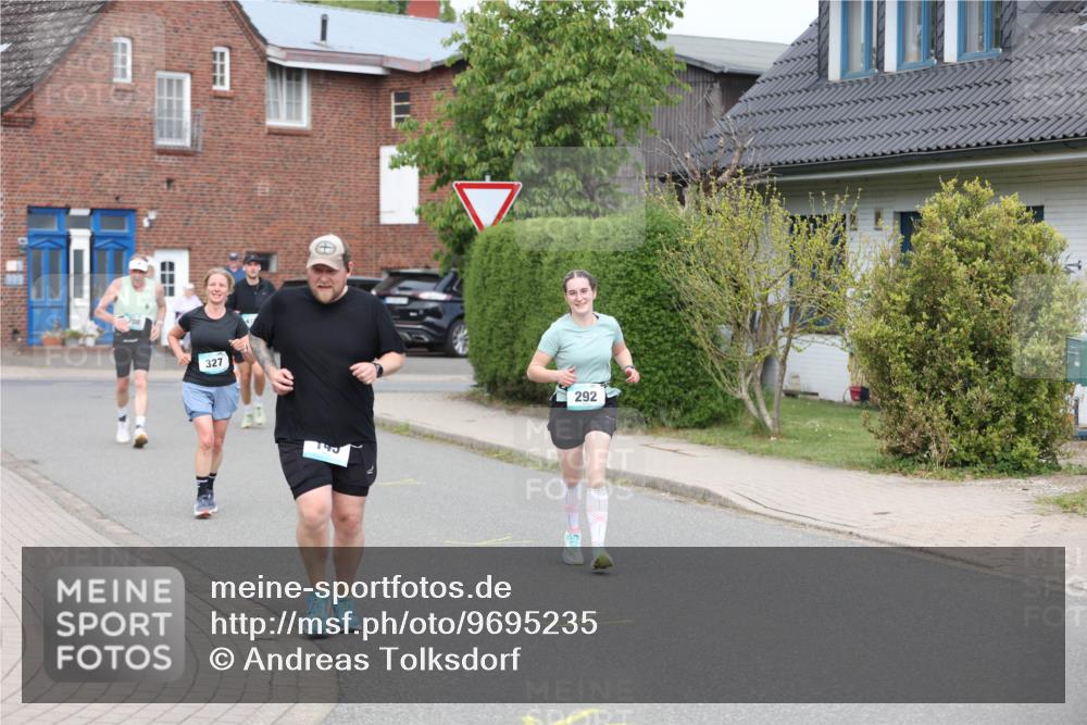 10.05.2026 - 8. Wedeler Halbmarathon Andreas Tolksdorf http://msf.ph/oto/9695235 10.05.2026 10:26:03 Laufen 327, 143, 292 meine-sportfotos.de
