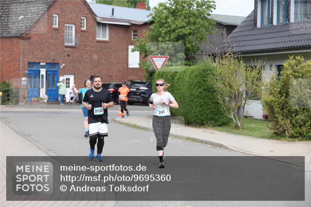 10.05.2026 - 8. Wedeler Halbmarathon Andreas Tolksdorf http://msf.ph/oto/9695360 10.05.2026 10:26:21 Laufen 2133, 241 meine-sportfotos.de