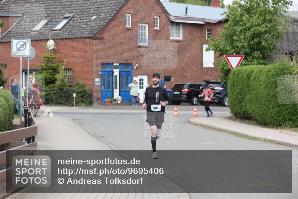 10.05.2026 - 8. Wedeler Halbmarathon Andreas Tolksdorf http://msf.ph/oto/9695406 10.05.2026 10:26:33 Laufen 30, 501 meine-sportfotos.de