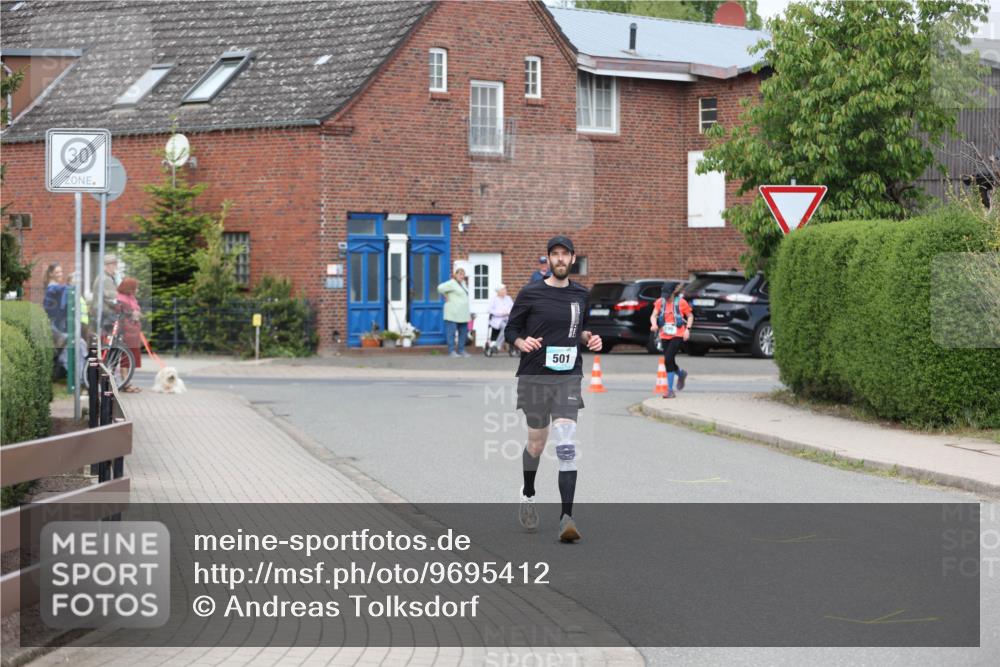 10.05.2026 - 8. Wedeler Halbmarathon Andreas Tolksdorf http://msf.ph/oto/9695412 10.05.2026 10:26:33 Laufen 30, 501 meine-sportfotos.de