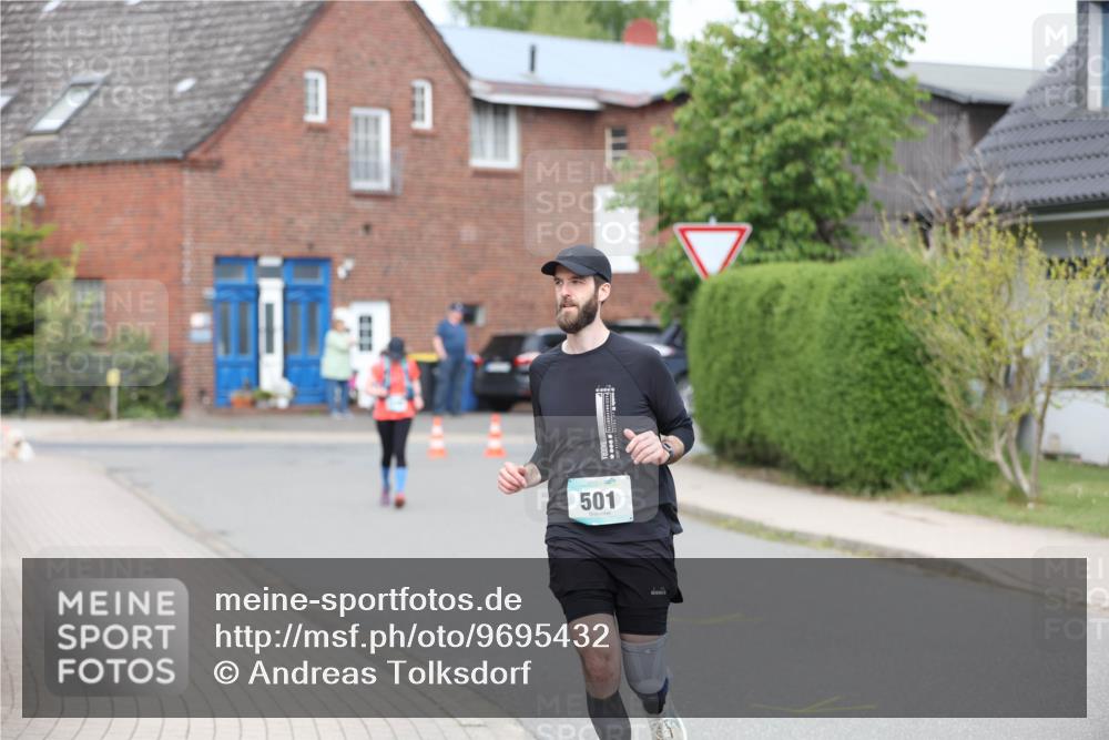 10.05.2026 - 8. Wedeler Halbmarathon Andreas Tolksdorf http://msf.ph/oto/9695432 10.05.2026 10:26:36 Laufen 501 meine-sportfotos.de