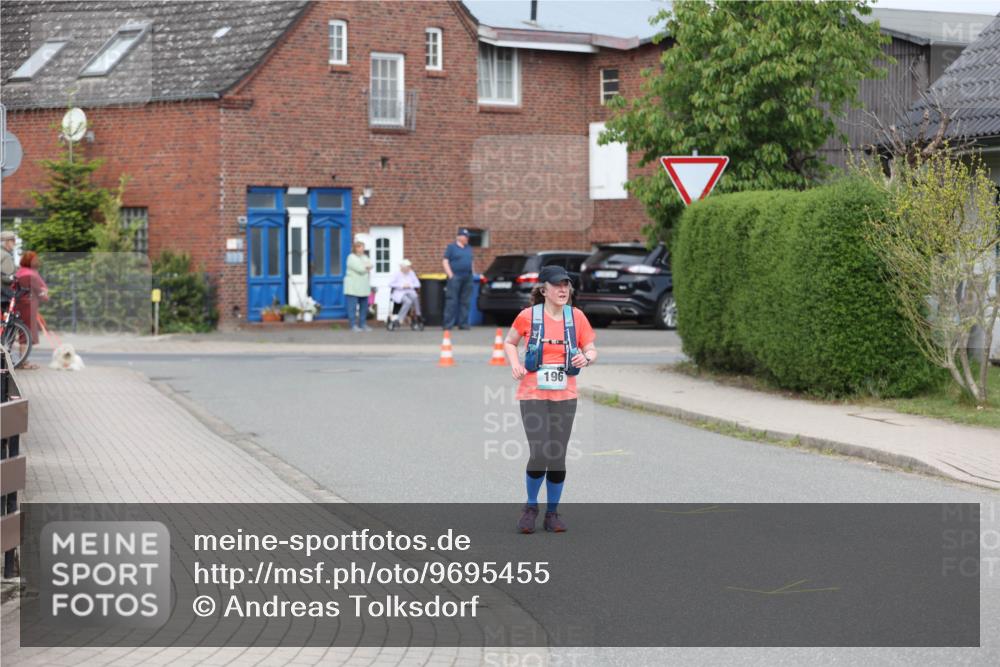 10.05.2026 - 8. Wedeler Halbmarathon Andreas Tolksdorf http://msf.ph/oto/9695455 10.05.2026 10:26:41 Laufen  meine-sportfotos.de