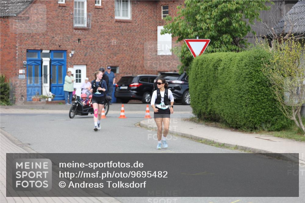 10.05.2026 - 8. Wedeler Halbmarathon Andreas Tolksdorf http://msf.ph/oto/9695482 10.05.2026 10:27:03 Laufen 102 meine-sportfotos.de