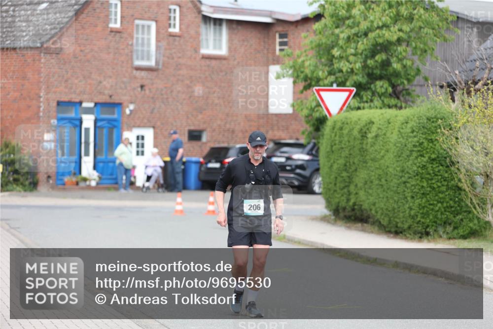 10.05.2026 - 8. Wedeler Halbmarathon Andreas Tolksdorf http://msf.ph/oto/9695530 10.05.2026 10:27:14 Laufen 206 meine-sportfotos.de