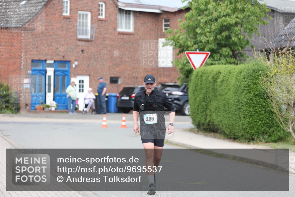 10.05.2026 - 8. Wedeler Halbmarathon Andreas Tolksdorf http://msf.ph/oto/9695537 10.05.2026 10:27:14 Laufen 206 meine-sportfotos.de