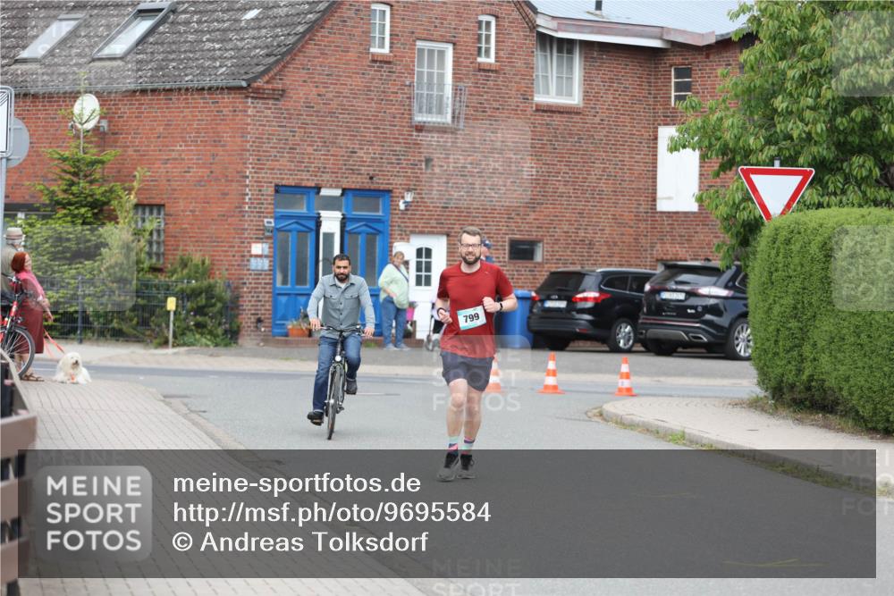 10.05.2026 - 8. Wedeler Halbmarathon Andreas Tolksdorf http://msf.ph/oto/9695584 10.05.2026 10:27:26 Laufen  meine-sportfotos.de