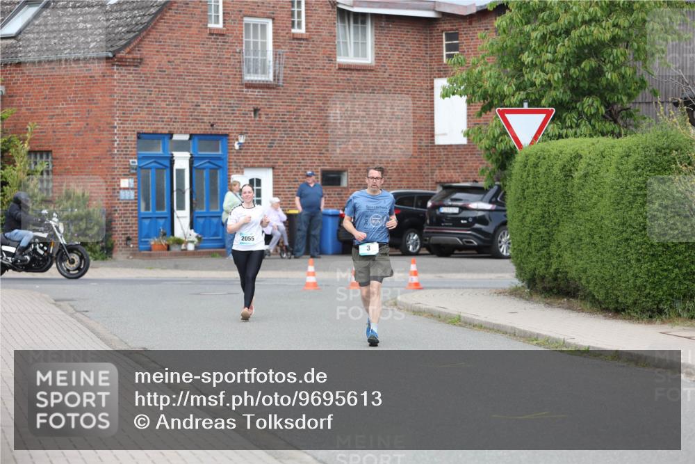 10.05.2026 - 8. Wedeler Halbmarathon Andreas Tolksdorf http://msf.ph/oto/9695613 10.05.2026 10:27:33 Laufen 2055 meine-sportfotos.de