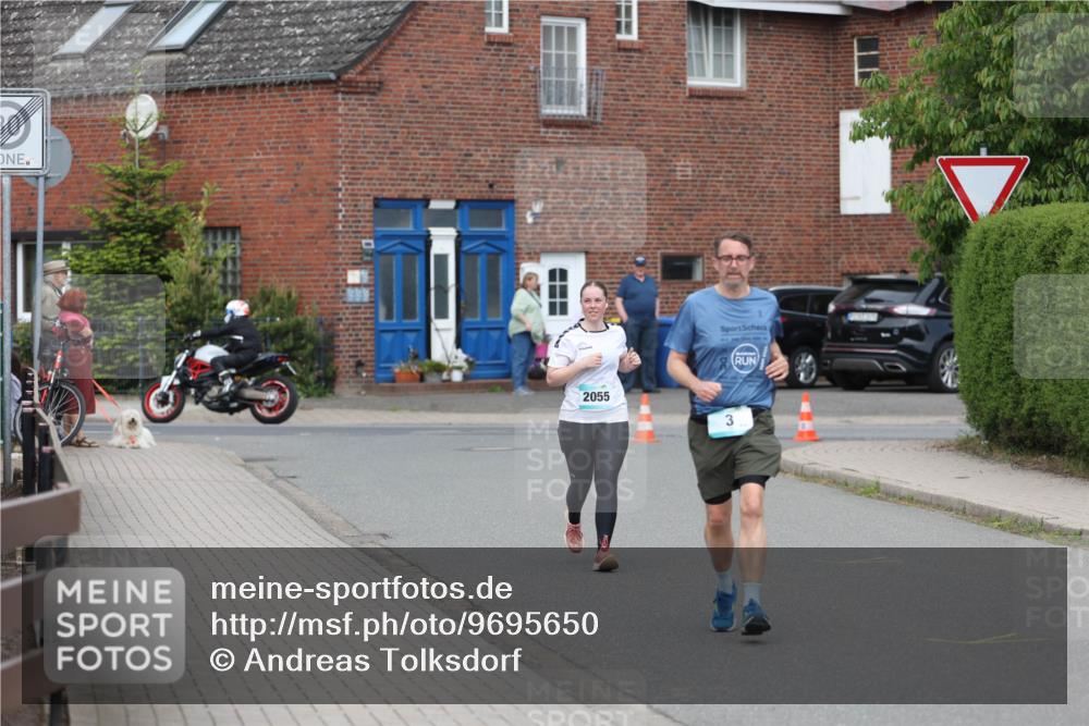 10.05.2026 - 8. Wedeler Halbmarathon Andreas Tolksdorf http://msf.ph/oto/9695650 10.05.2026 10:27:36 Laufen 2055, 3 meine-sportfotos.de