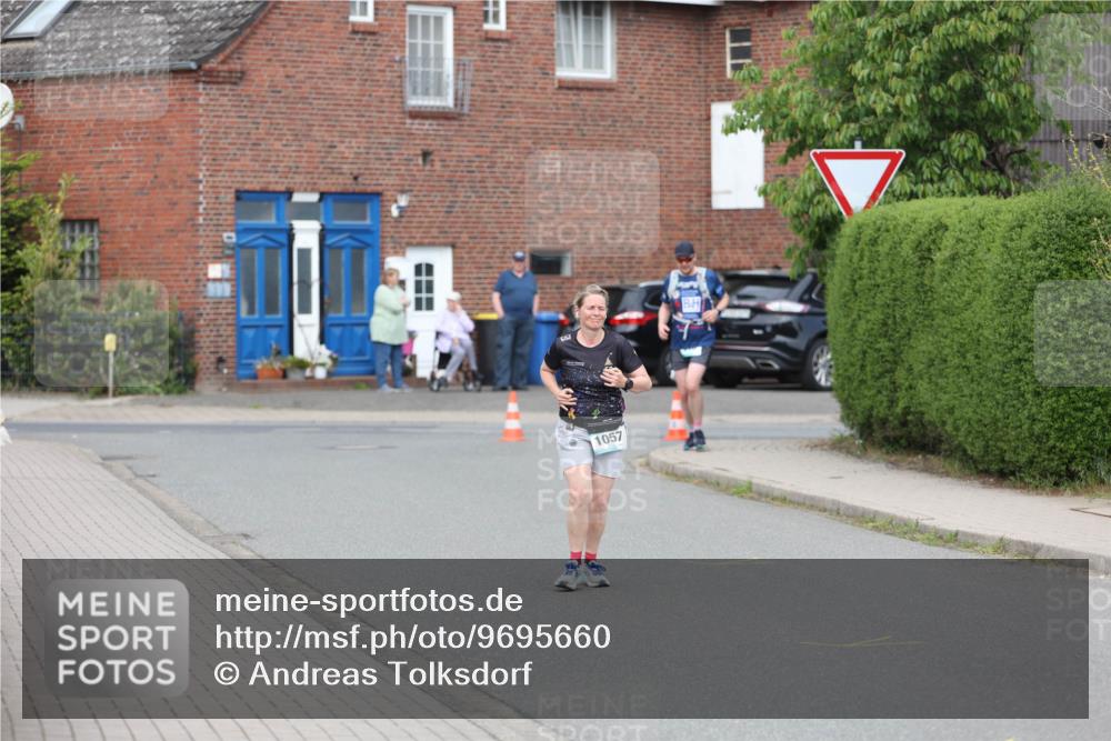 10.05.2026 - 8. Wedeler Halbmarathon Andreas Tolksdorf http://msf.ph/oto/9695660 10.05.2026 10:27:46 Laufen 1057 meine-sportfotos.de